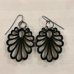 Black Wooden Lightweight‎ Floral Boho Dangle Earrings Pierced Flower